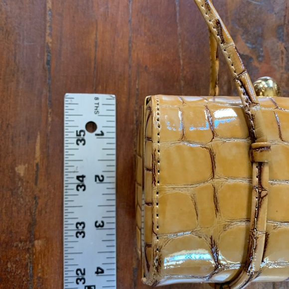 Purse - Picture 5 of 8